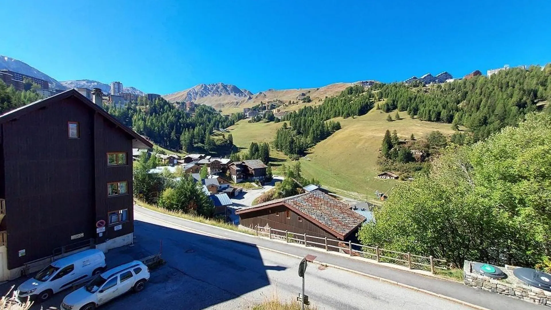 Appartement Cosy A La Plagne Avec Balcon Ensoleille Et Parking Couvert - Fr-1-351-250 France