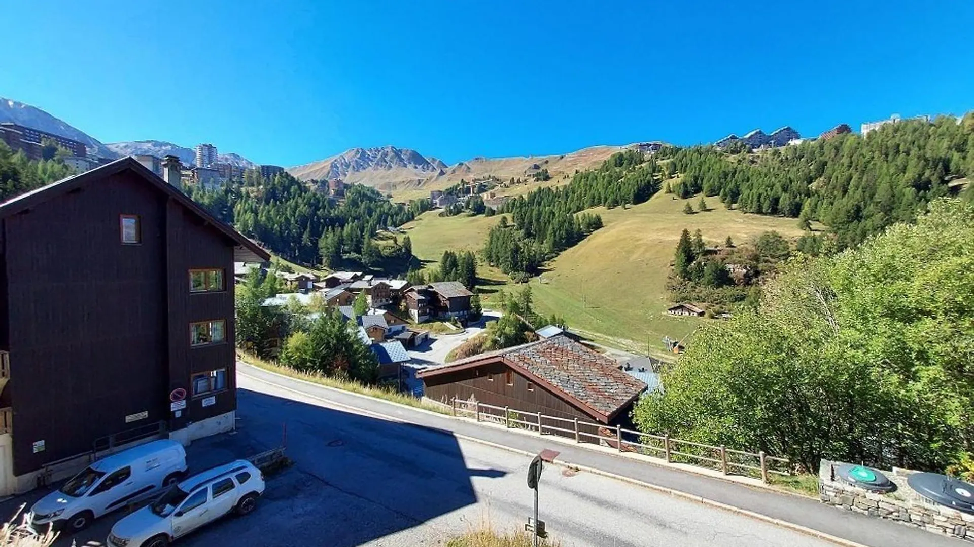 Apartmán Appartement Cosy A La Plagne Avec Balcon Ensoleille Et Parking Couvert - Fr-1-351-250